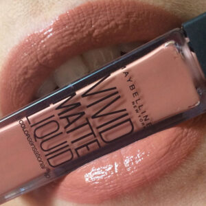 Maybelline Vivid Matte Liquid Lipstick Nude Thrill 50