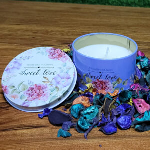 Amber & Vanilla Fragrance Scented Candles